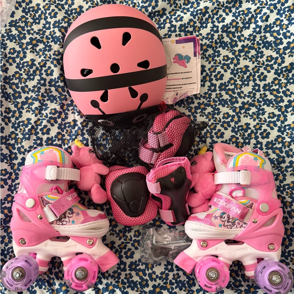 Adjustable Light Up Pink Kids Roller Skates Set with Helmet and Pads